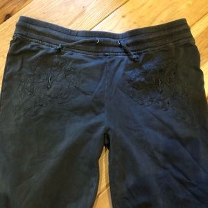 Wide leg women’s sweat pants with embroidery